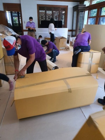 รับจ้างขนย้ายเฟอร์นิเจอร์